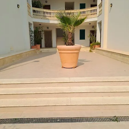 Vito Giovanna Uggiano La Chiesa